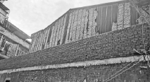 長(zhǎng)樂(lè)金峰鎮(zhèn)拆除違建圍墻　面積約50平方米